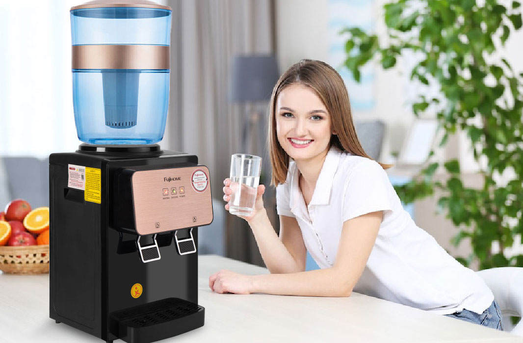 Cây nước nóng lạnh để bàn liệu có nên sử dụng? Ưu nhược điểm của máy