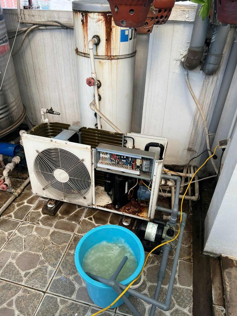 Bảo dưỡng Heat Pump Jiko 10 năm: kiểm tra và xử lý E06 3 Bảo dưỡng Heat Pump Jiko và kiểm tra bồn, bơm, đường nước tại hiện trường